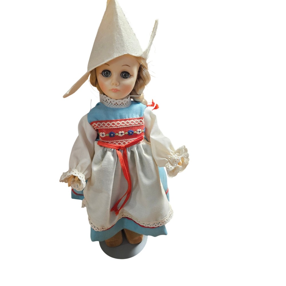 Vintage 1975 Effanbee Miss Holland Dutch Doll 12" International Series #1176